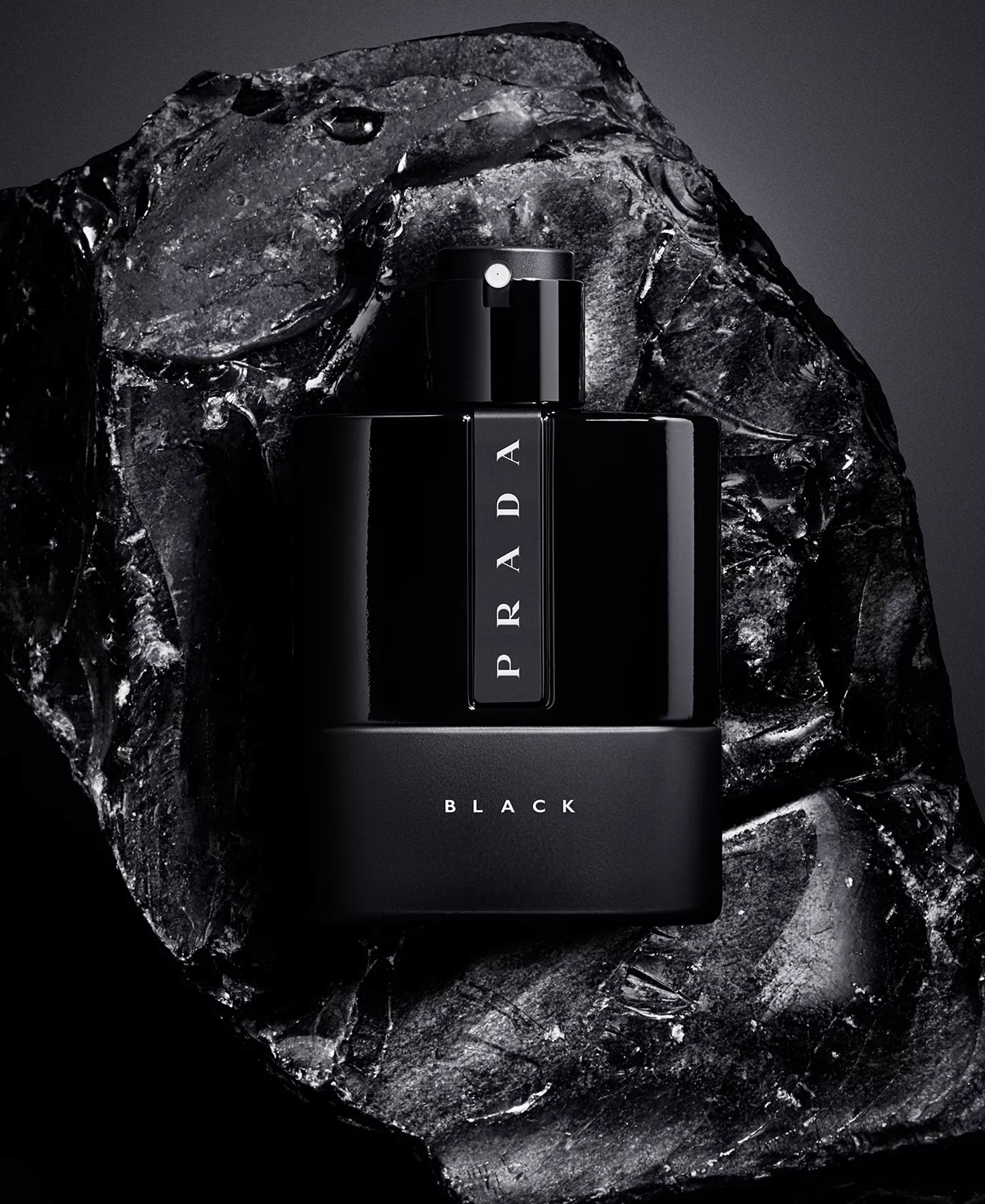Luna Rossa Black EDP - Decant / Sample