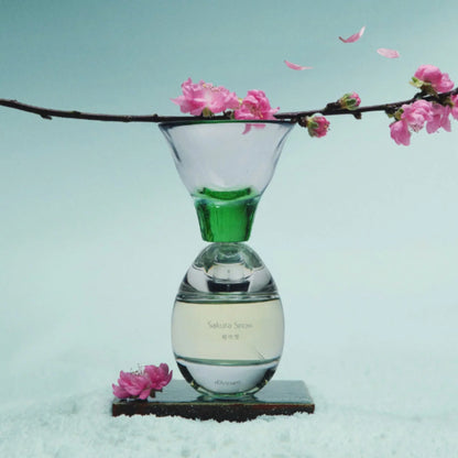 Sakura Snow - Decant / Sample